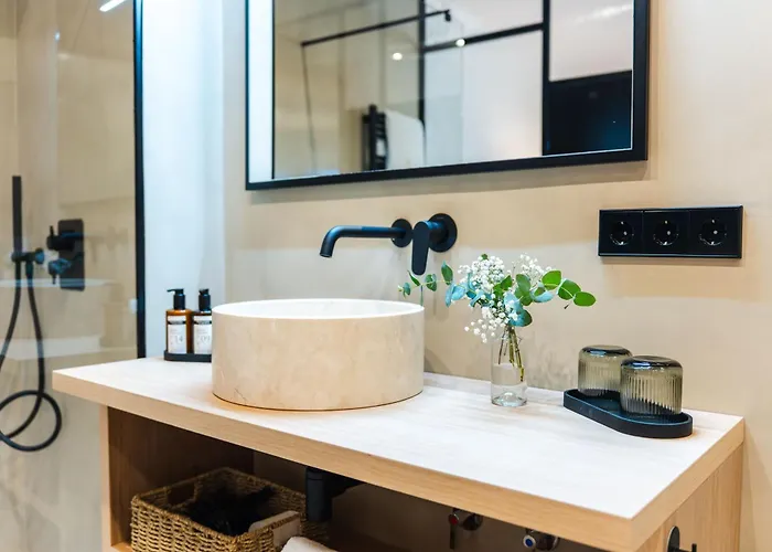 Hotel Boutique Monells Summum