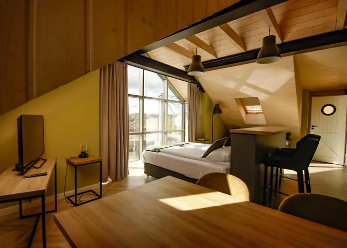 Kamienica Portowa Aparthotel Mikołajki