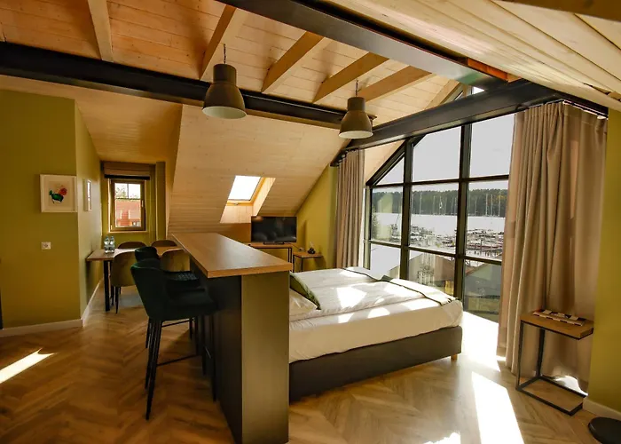 Kamienica Portowa Aparthotel Mikołajki