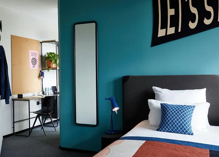 The Social Hub Madrid 4 Star Hotel