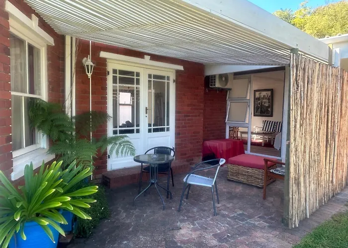 Innisfree Manor Somerset West