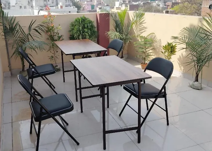 Hotel Ananya Inn Varanasi