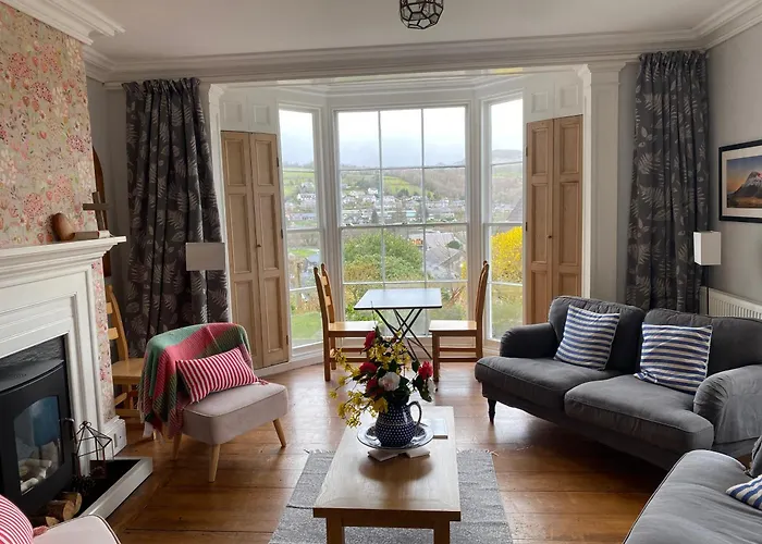 Bryn Mair Gardens Bed & Breakfast Dolgellau