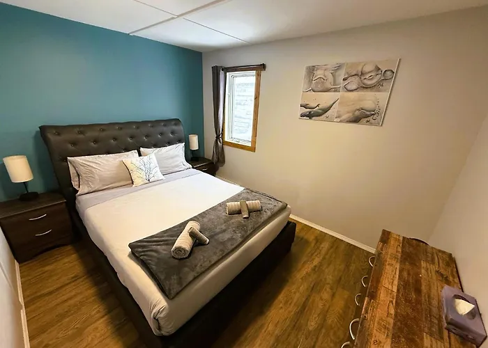 Beluga Beach House Churchill