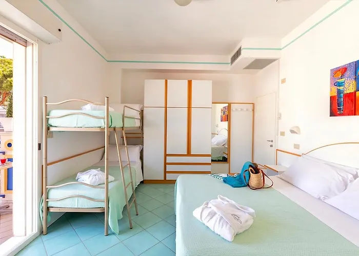 Hotel Caprice B&B - In Centro A Riccione