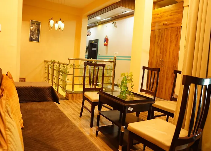 Hotel Mahishmati Palace Maheshwar