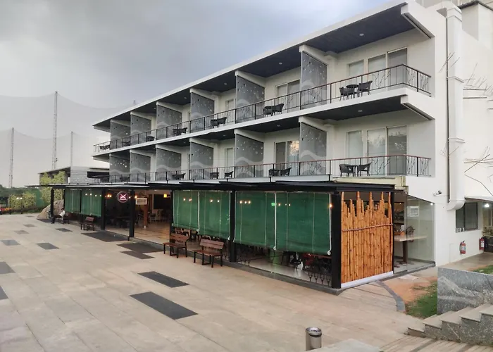 Clover Greens Golf Course & Resort - Attibele, Hosur Sarjapur