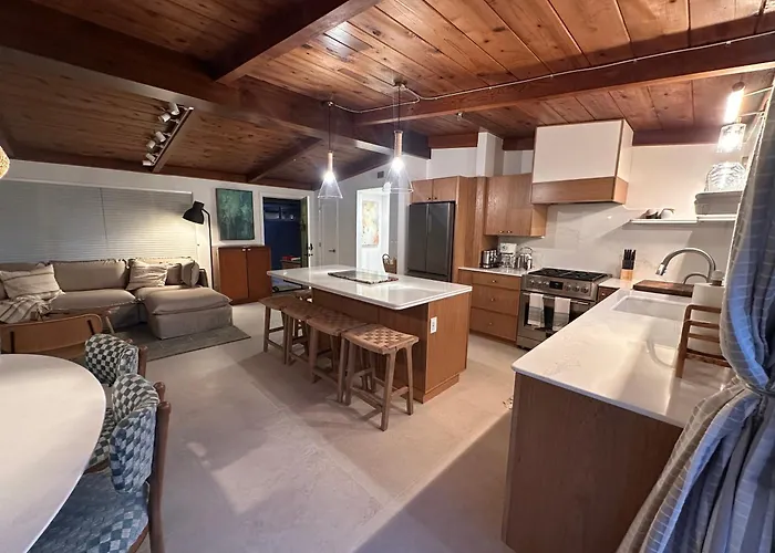 Twelve Senses Retreat Bed & Breakfast Encinitas