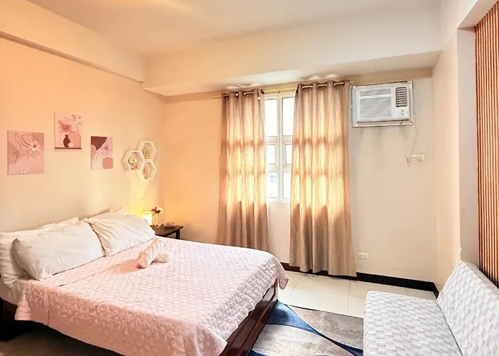 Henry'S Newport Condotel Pasay