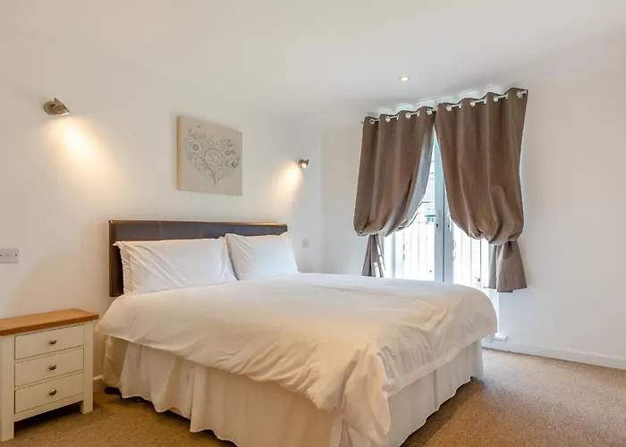 Atlantic Reach Holiday Village New Quay