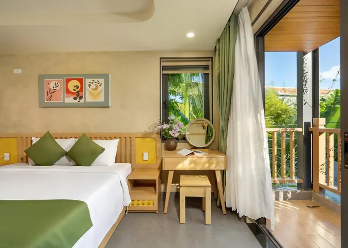 The Linh Seaside Villa Hội An