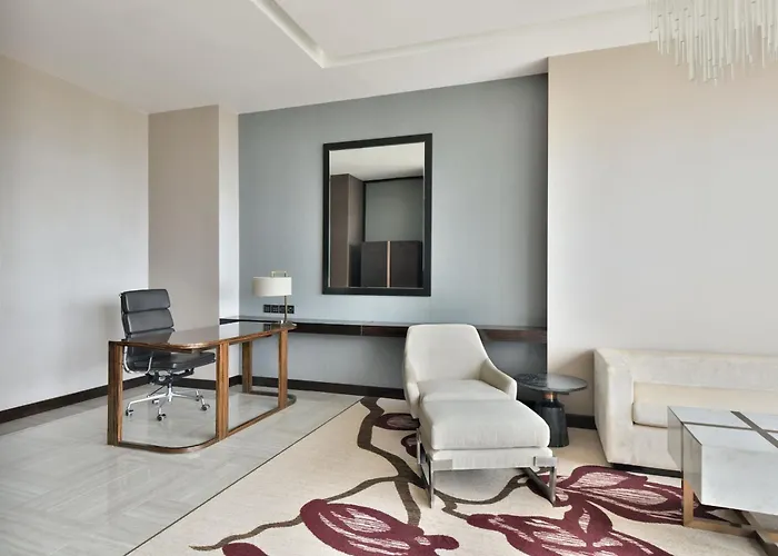 Sheraton Colombo Hotel