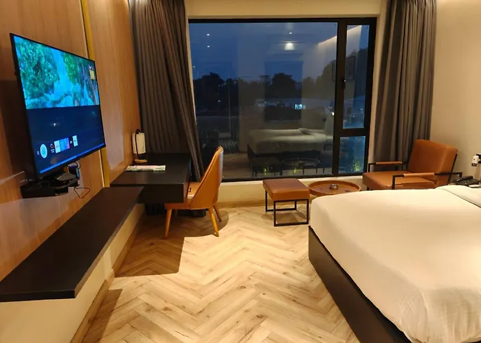 Vintclub Resort Lucknow