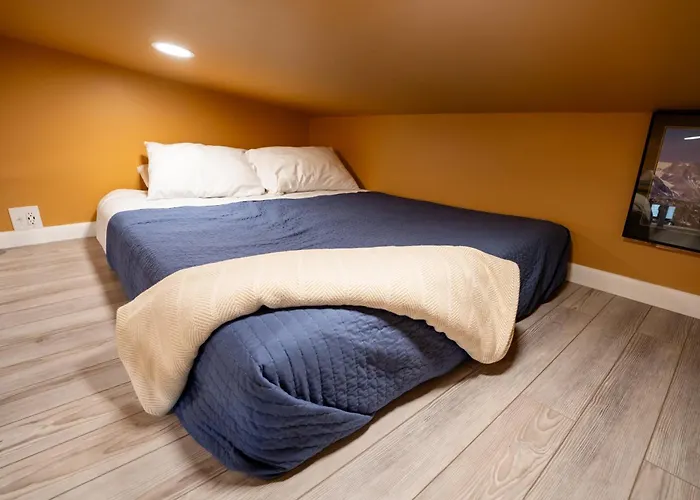 Weecasa Tiny Home Resort Lyons