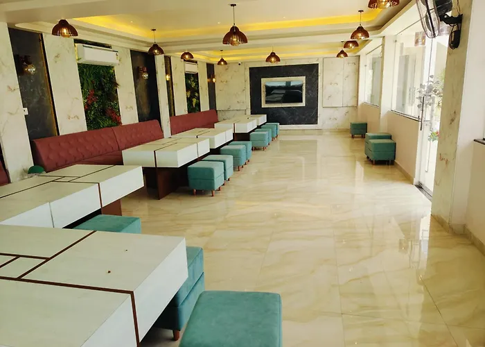Hotel Jvs Palace Gorakhpur