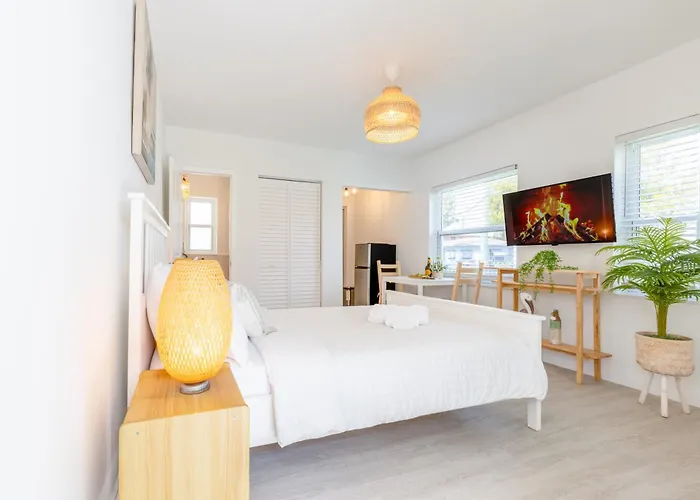 Casa Agave Miami Hotel