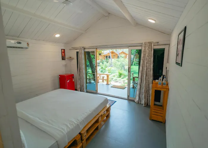 The Pearl Beach Resort Canacona