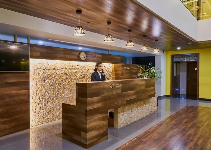Hotel 3 Leaves Near Central Bus Stand Kolhapur