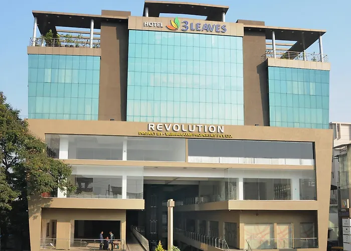 Hotel 3 Leaves Near Central Bus Stand Kolhapur