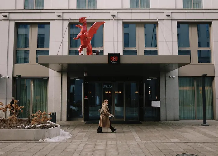 Radisson Red Hotel & Radisson Red Apartments, Краків