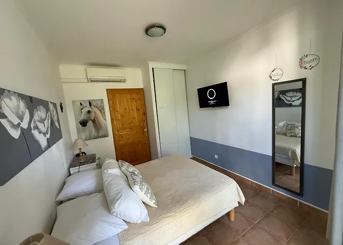 Chambre FLORENCE - MAS SAINT LOUIS Aigues-Mortes