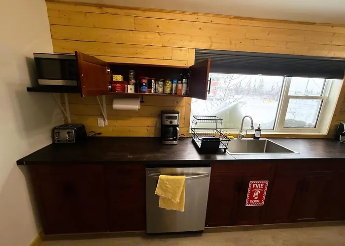 Caribou Cottage Churchill
