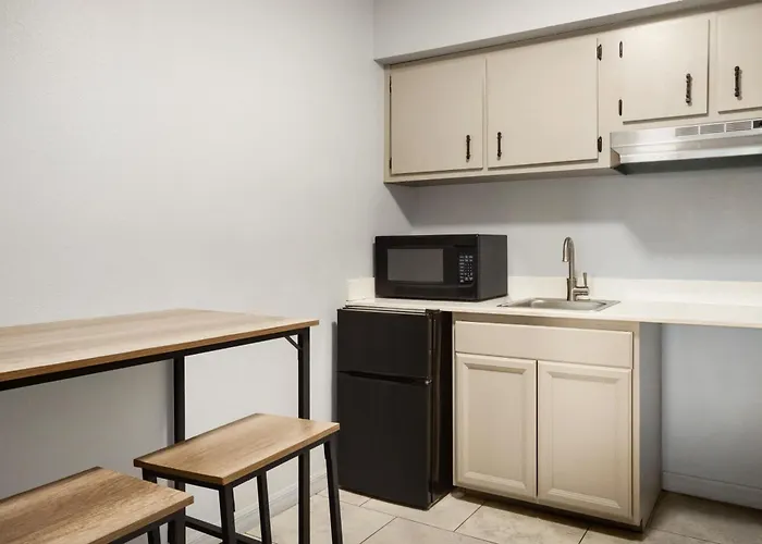 Home Inn & Suites Apopka