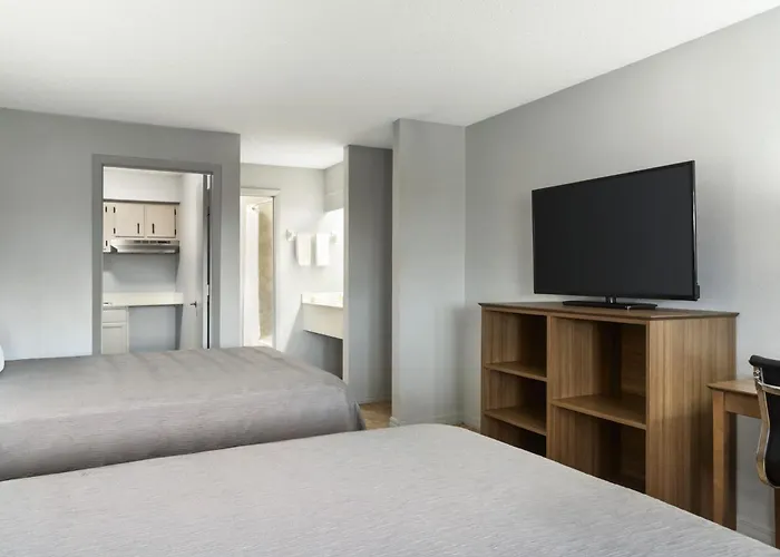 Home Inn & Suites Apopka