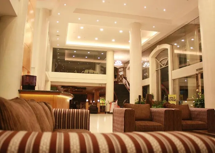 Hotel Supreme Convention Plaza Baguio City