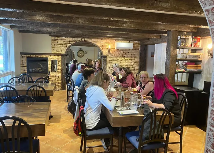 Auberge Restaurant Du Monde Nominingue