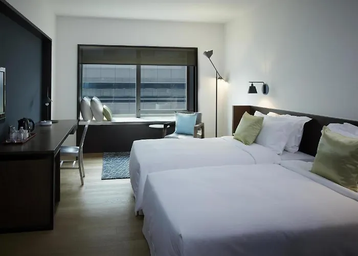 Beijing New World Center Tongpai Hotel