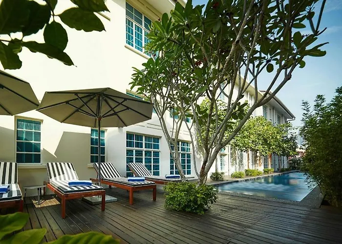 The Edison George Town Hotel