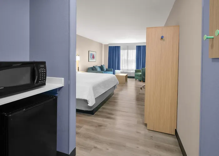 Garner Hotel Lincoln North By Ihg