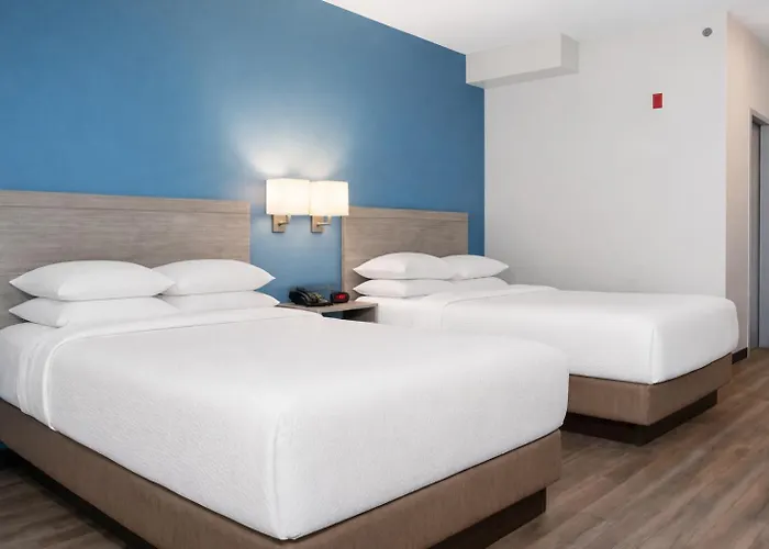 Signature Stay Inn & Suites - Downtown Hamilton