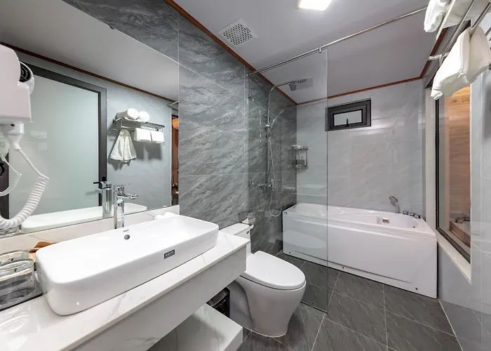 Tam Coc Orchid Hotel & Spa NINH BINH