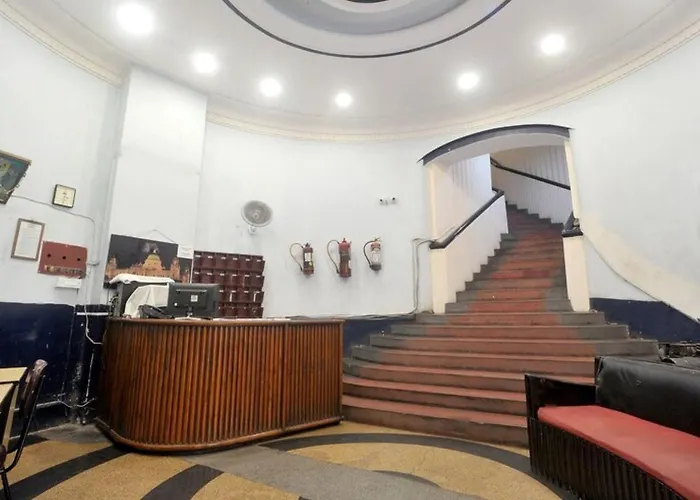 Hotel Raunak Kolkata