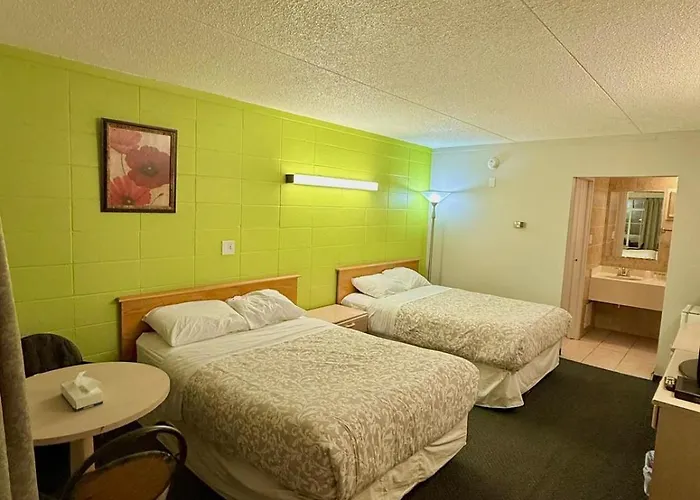 Silver Crest Lodge Grande Prairie