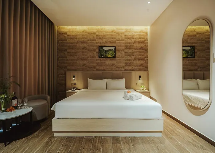 Bamboo Riverside Boutique Hotel Ben Tre