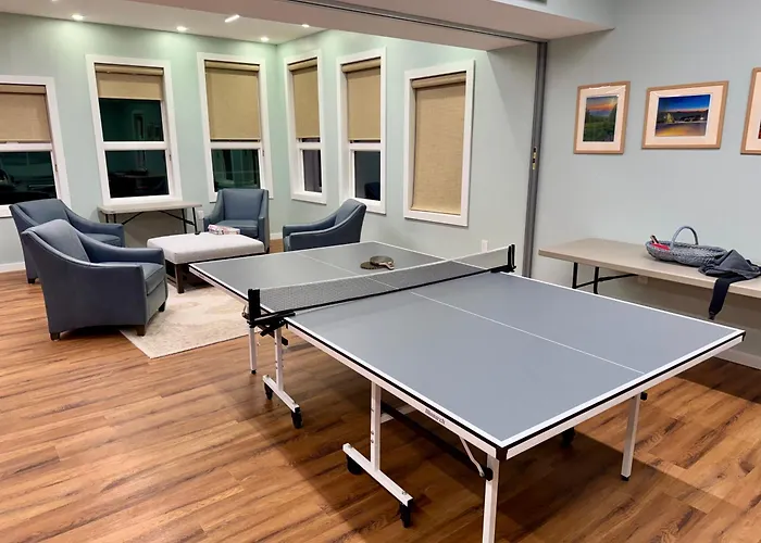The Sugar Suite - Renovated With A View! Ski In-Out! Heated Pool, Hot Tub, Sauna, Gym, Ac, Ev, Adjustable Bed Sugar Mountain
