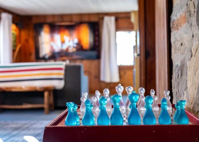 The Woodsman Lodge Eureka Springs