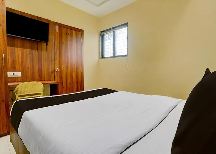 Hotel O Shubham Lodging & Boarding Shahad Railway Station Mumbai