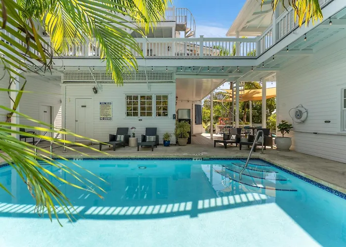 Villa Ambrosia At Azul Mansion Cayo Hueso