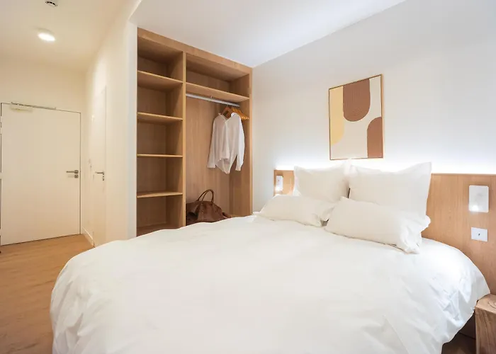 BABEL COMMUNITY Hôtel Montigny Versailles