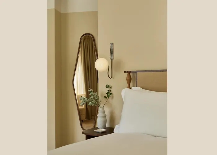 The Newman Hotel London
