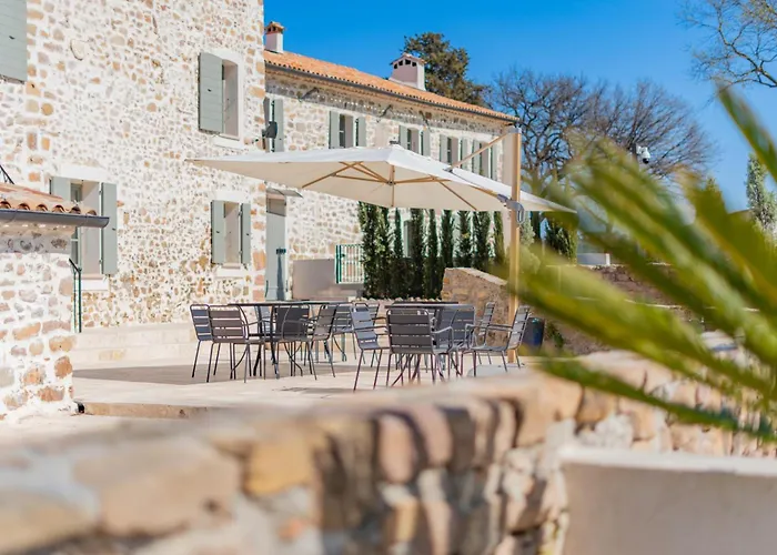 Aparthotel Domaine Les terres du soleil à Le Muy