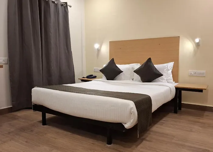 Hotel Consulate Kolkata