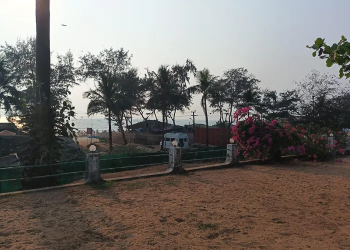 The Baga Village-70 Mtrs From The Baga Beach