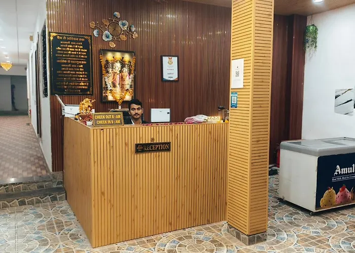 Hotel Morvi Palace Ujjain