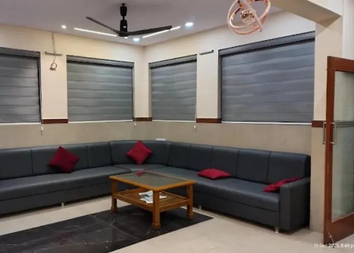 Hotel Shreenidhi Dwarka