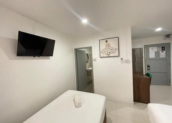 Royal Bj Hotel Pattaya